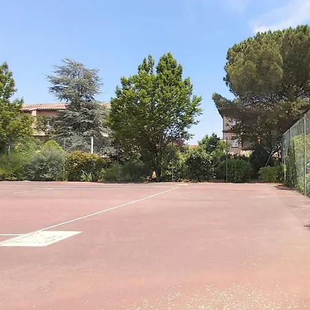 Apartment Les Elfes - Avec Entree Autonome, Clim Neuve, Jardin, Parking Prive & Gourmandises Offertes ! -