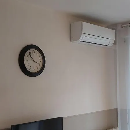 Les Elfes - Avec Entree Autonome, Clim Neuve, Jardin, Parking Prive & Gourmandises Offertes ! -