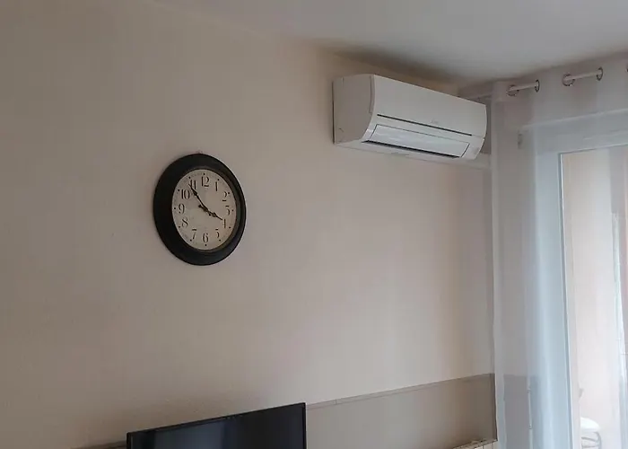 Les Elfes - Avec Entree Autonome, Clim Neuve, Jardin, Parking Prive & Gourmandises Offertes ! -