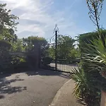 Les Elfes - Avec Entree Autonome, Clim Neuve, Jardin, Parking Prive & Gourmandises Offertes ! - Lejlighed *
